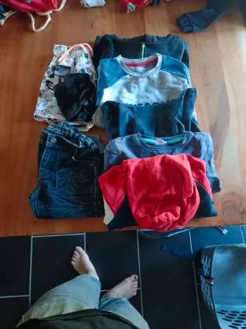 Lot vêtement garçon 4 ans