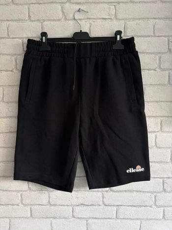Short ellesse taille S