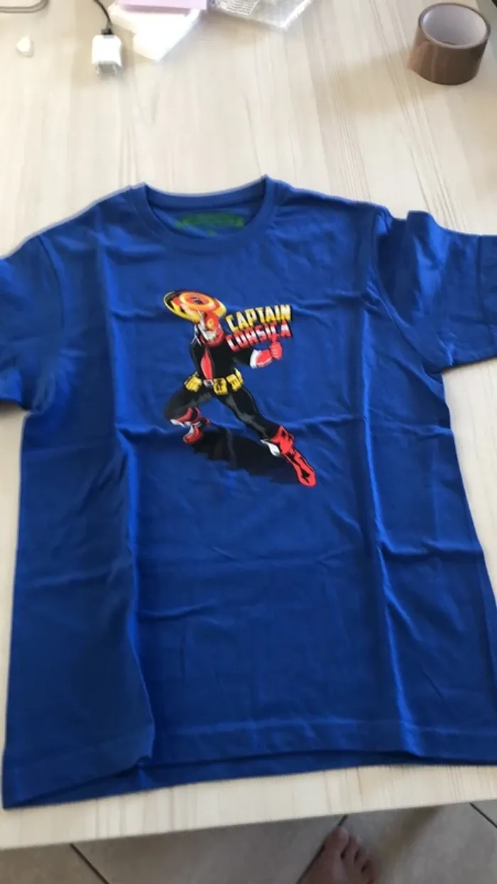 Teeshirt 12 ans neuf