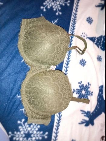 Soutien-gorge neuf Gémo 110D avec armature et coque