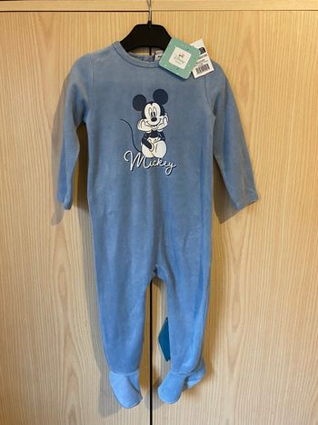 Pyjama Mickey neuf 18 mois