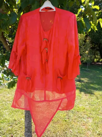 Tunique à voile et décor  rose marque laetitia star taille M L