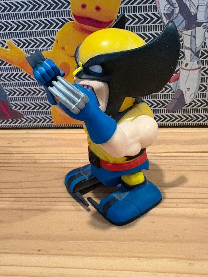 Figurine Wolverine twist ems Marvel - photo numéro 2