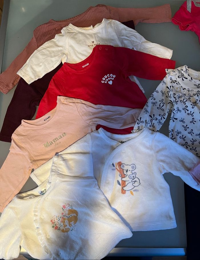 Lot vêtements 3 mois - photo numéro 3