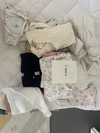 Lot vêtements 1 mois