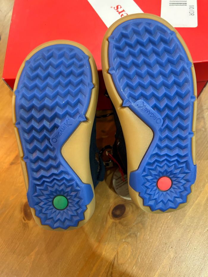 Kickers haute taille 24 neuves - photo numéro 5