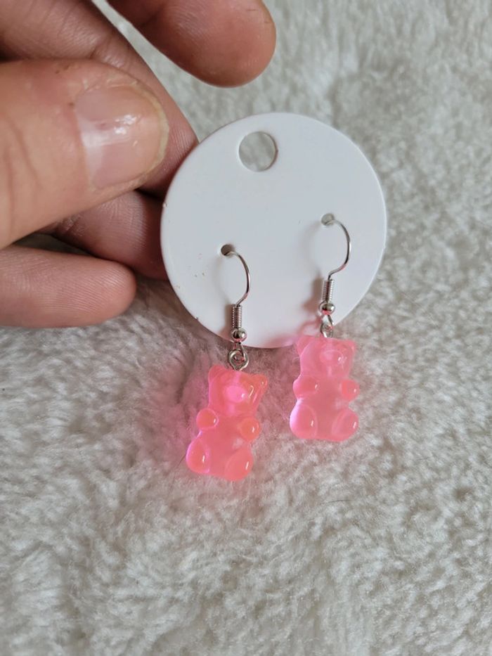 Boucles rose fluo nounours - photo numéro 3