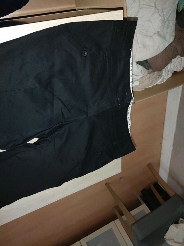 Pantalon style tailleur taille 42 - photo numéro 2