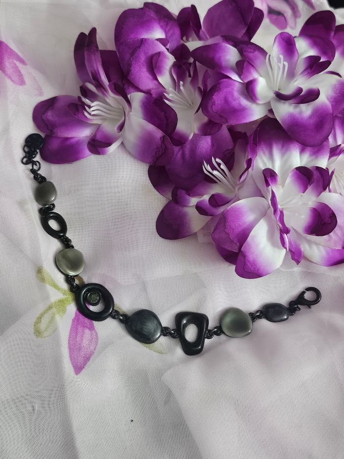 Bracelet de gris et de noir - photo numéro 3