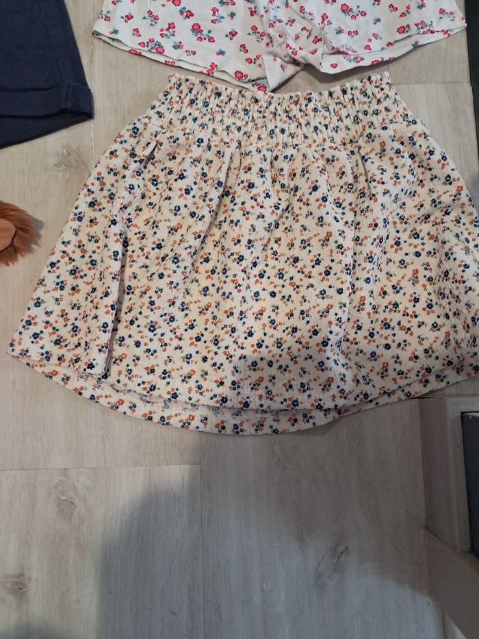 Jupes et shorts fille 6ans - photo numéro 3