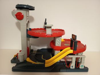 Grand parking électronique