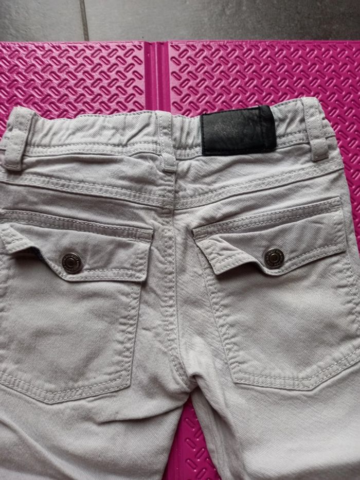 Jean neuf - photo numéro 7