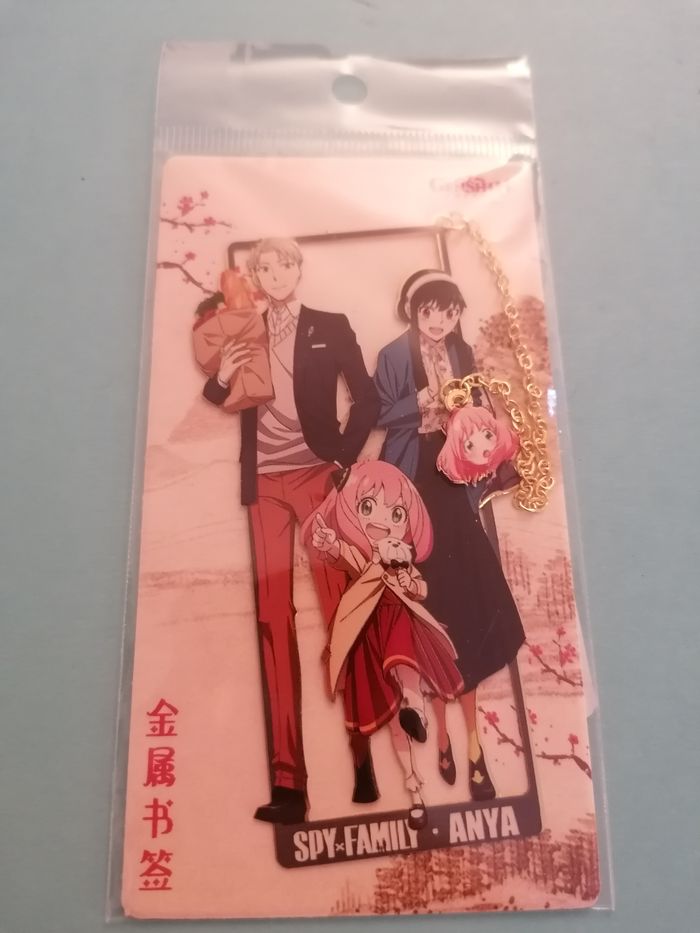 Marque page Spy X Family en métal - photo numéro 3