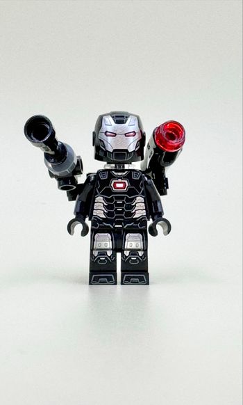 Lego Figurines Super Heroes : War Machine (visage double expression) - NEUF