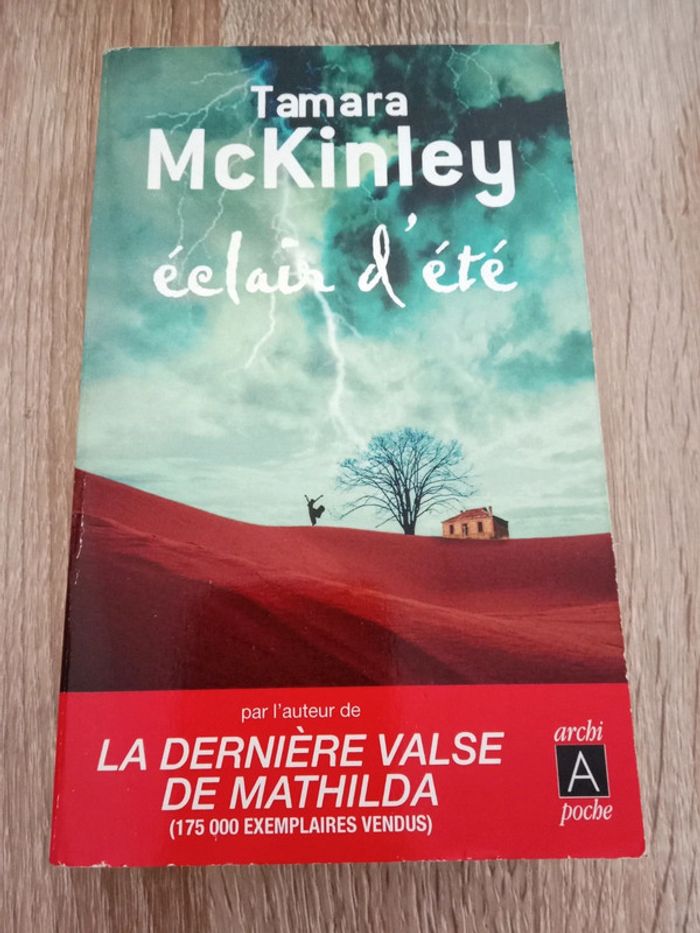 Tamara McKinley 🪅 Éclair d'été - photo numéro 1