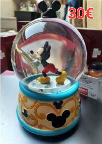 Snowglobe disney mickey