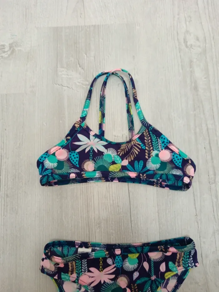 Maillot de bain 2 pièces 5/6 ans - photo numéro 2