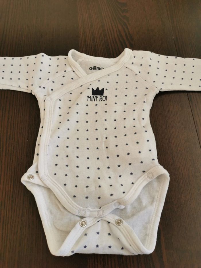 Lot de 2 bodies manches courtes 1 mois - photo numéro 2