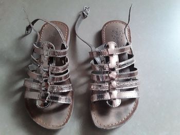 Sandales rose métallisé fille 31 LULU CASTAGNETTE TBE