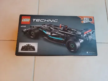 Lego 42165 Mercedes-AMG F1 W14 E Performance Pull-Back