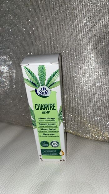 Carrefour Soft - Lot de 4 soins visage Chanvre / Hemp - Neufs