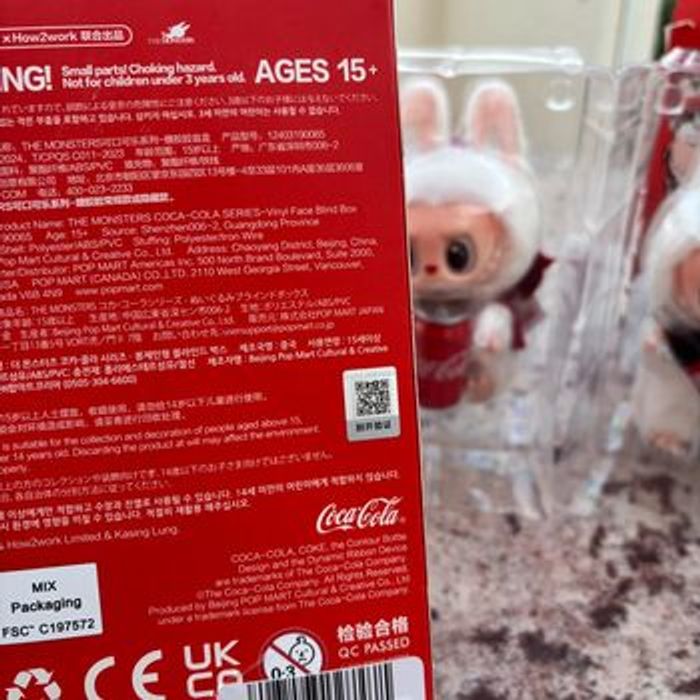 Lot de 2 Pop Mart Labubu The Monsters - Coca Cola Happy Factor + Surprise Shake Original Authentique - photo numéro 4