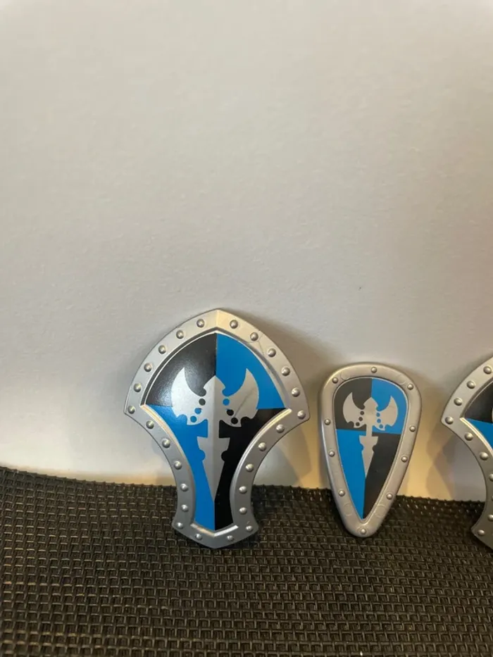 Playmobil lot 3 boucliers chevalier 5240 5978 château moyen âge forteresse pièces détachées - photo numéro 2