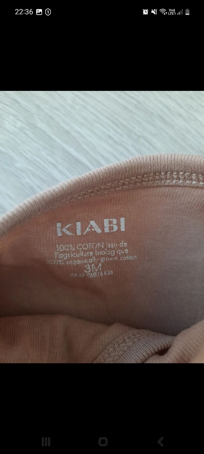 Lot 3 bodies manches longues 3 mois - photo numéro 3