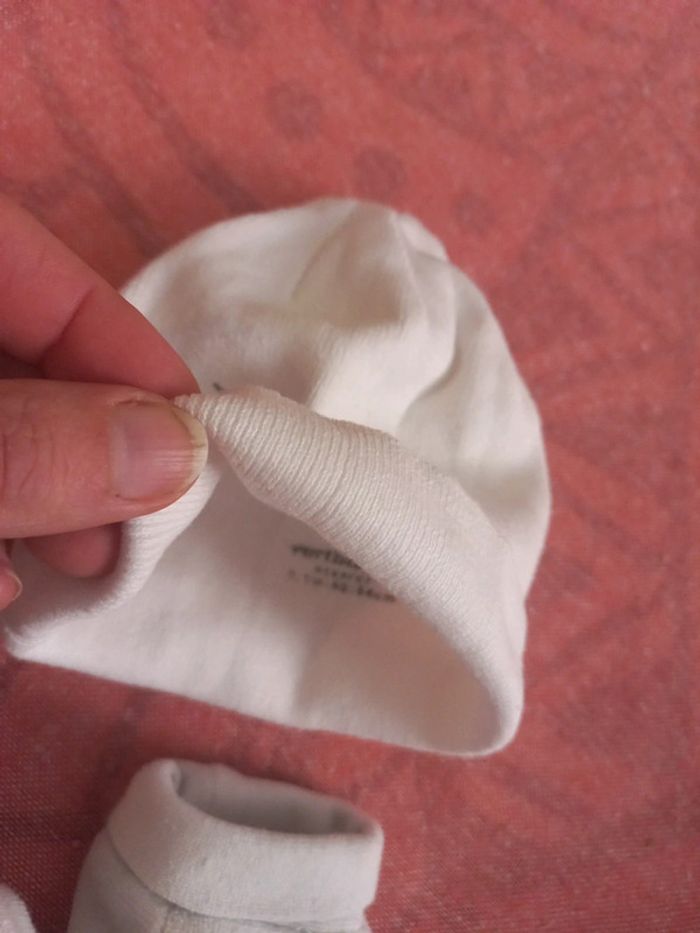 Lot bonnet chaussons naissance - photo numéro 5