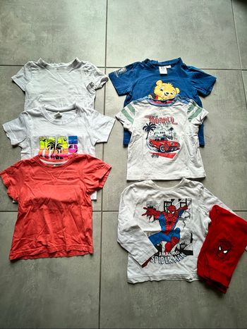 Lots de vêtements