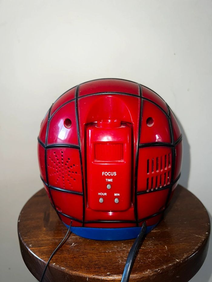 Réveil radio avec projection spider man 2010 - photo numéro 6