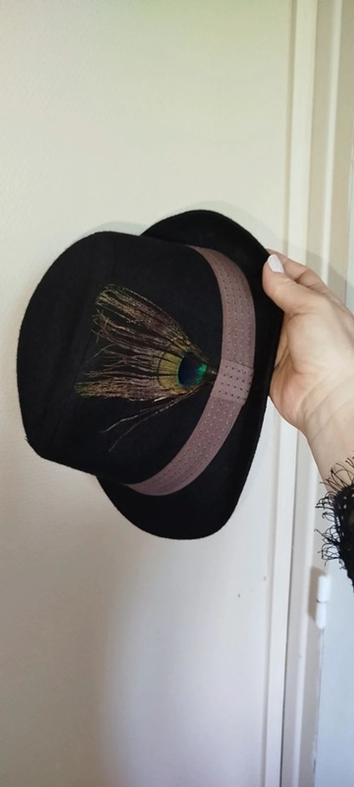 Chapeau neuf - photo numéro 3