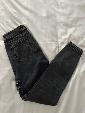 pantalon skinny avec poches Bershka taille 36