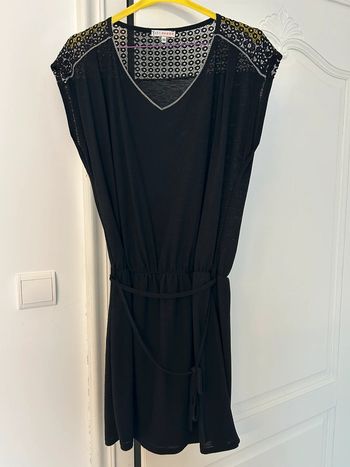 Robe noire 36 dentelle