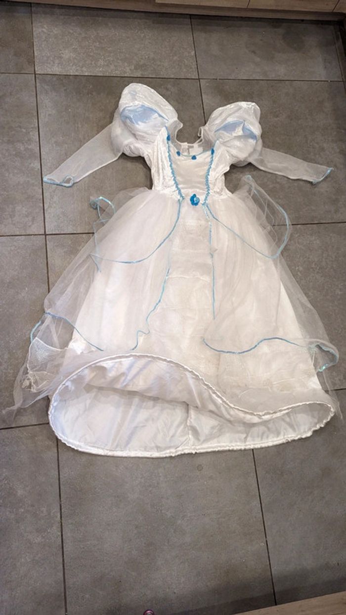 Robe mariée Ariel et bouquet Disneyland Paris 12 ans - photo numéro 2