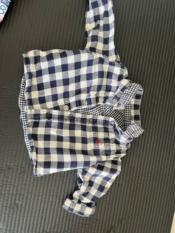 Chemise 3 mois - photo numéro 2