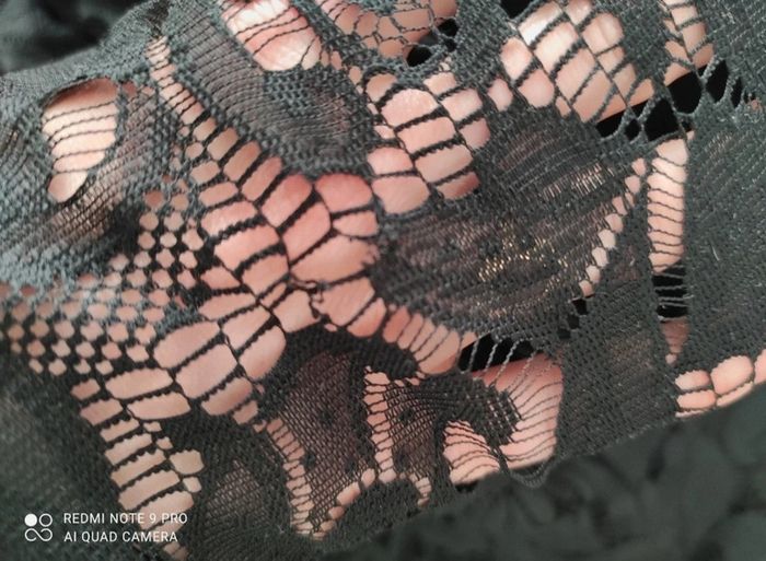 Robe dentelle noire Vero Moda 34 - photo numéro 5