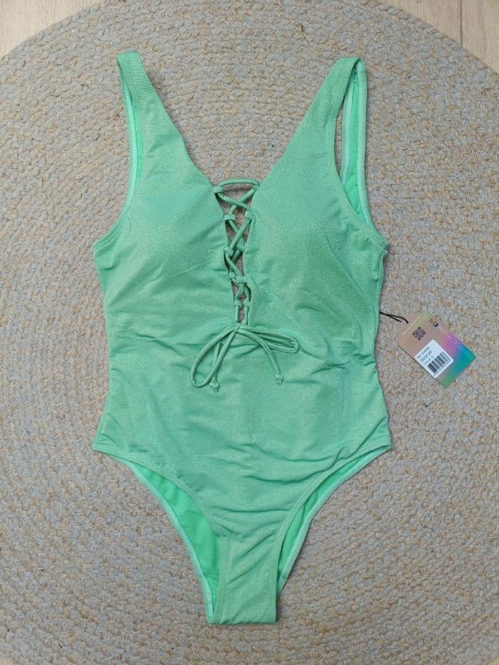Maillot de bain neuf vert pailleté