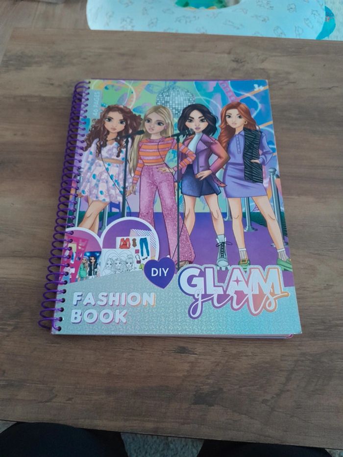 Fashion book