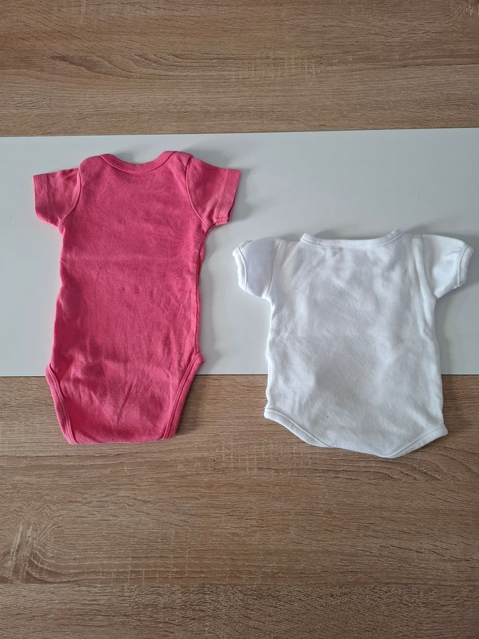Lot de 2 bodies 1 mois 54 cm - photo numéro 2