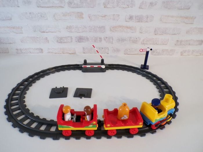 Circuit de train Playmobil - Train et wagons (J10)