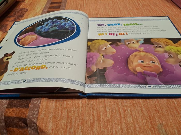 Masha et michka au lit masha - photo numéro 3