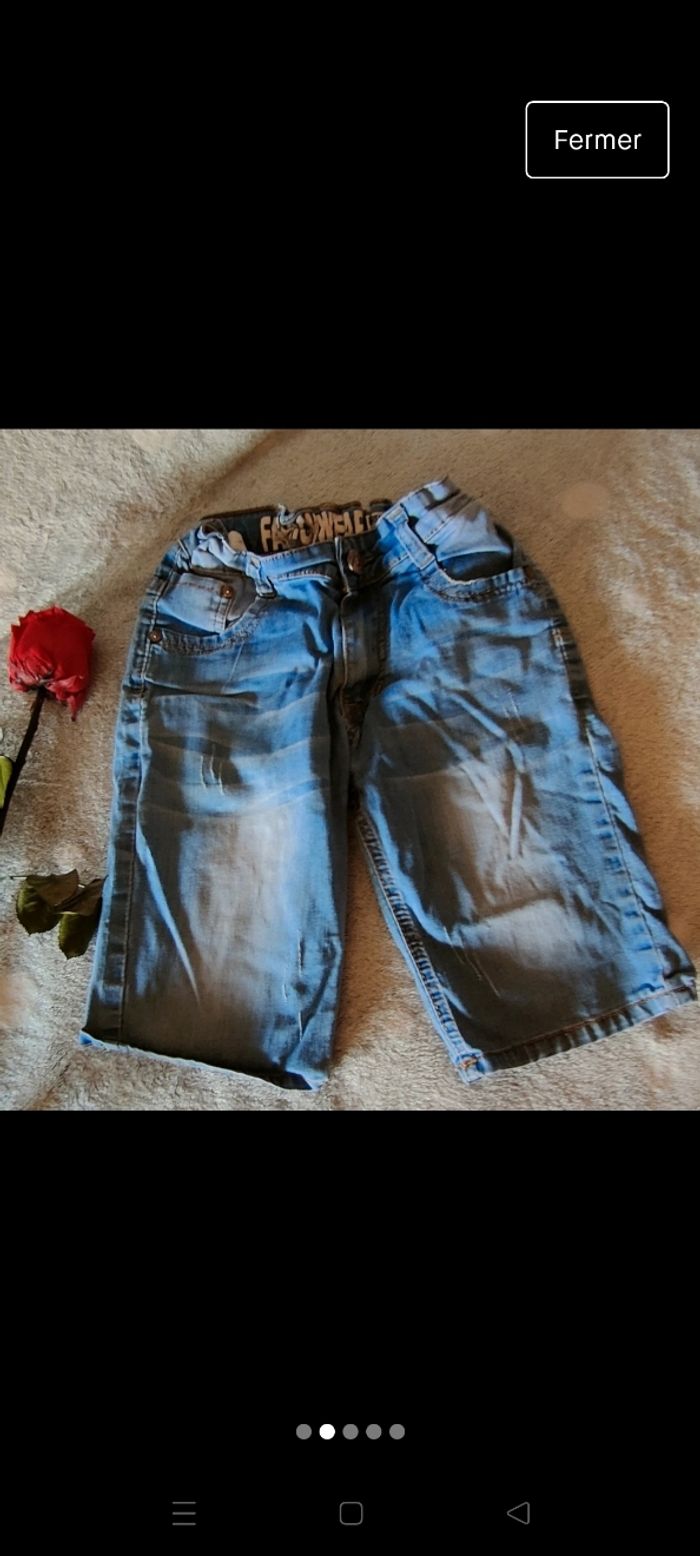 Lots 3 vêtements garçon 8 ans - photo numéro 2