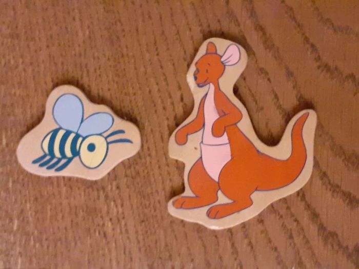 Magnet bois Grand Gourou et abeille vintage
