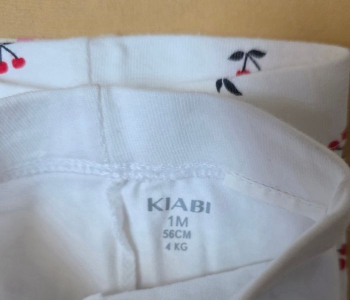 Lot de leggings neufs. Kiabi. 1 mois - photo numéro 3