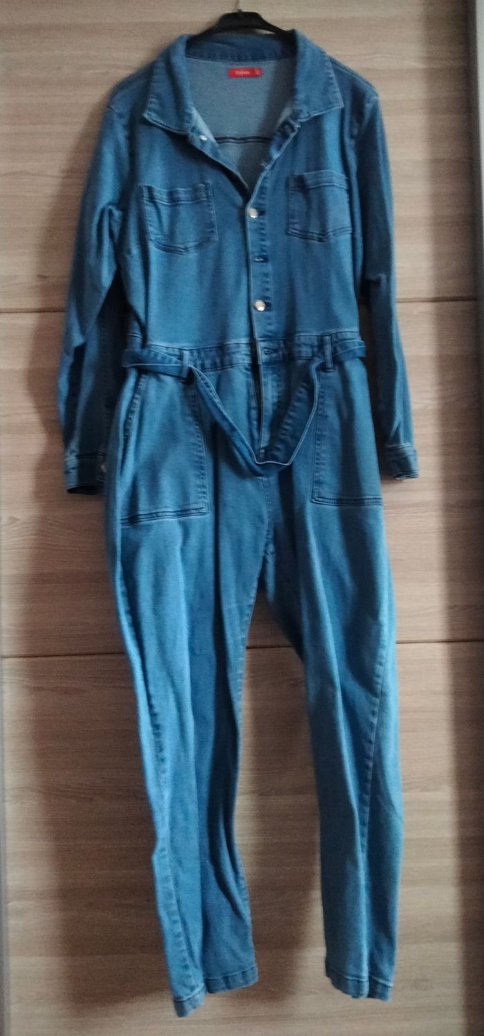 Combinaison en jean