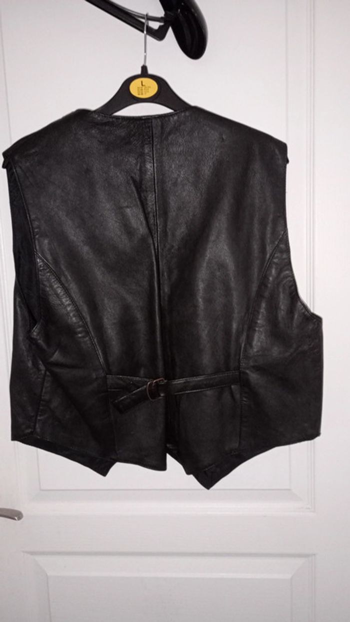 Veste sans manche 42/44 - photo numéro 2