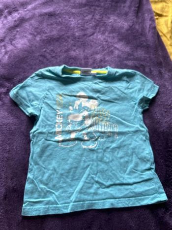 T-shirt garcon en coton bleu turquoise Mickey Disney taille 3 ans