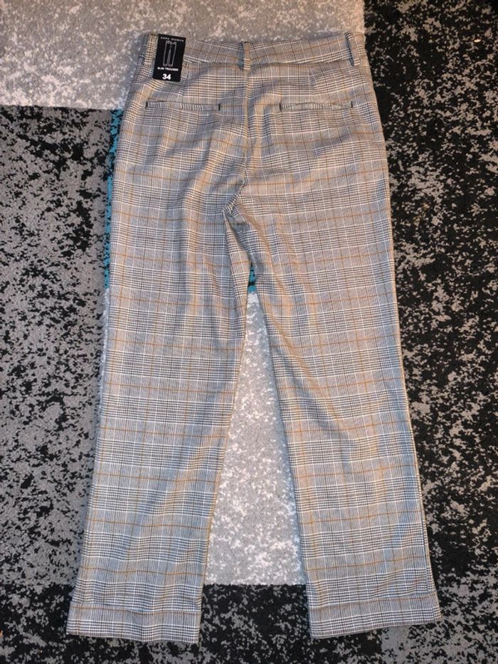 Pantalon Zara neuf étiquetté - photo numéro 4