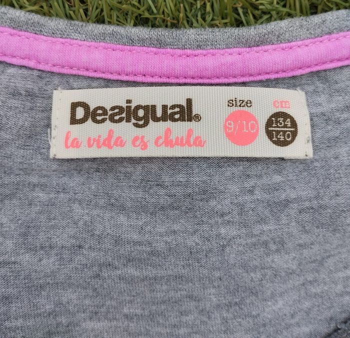 Très beau petit tee-shirt gris - photo numéro 5